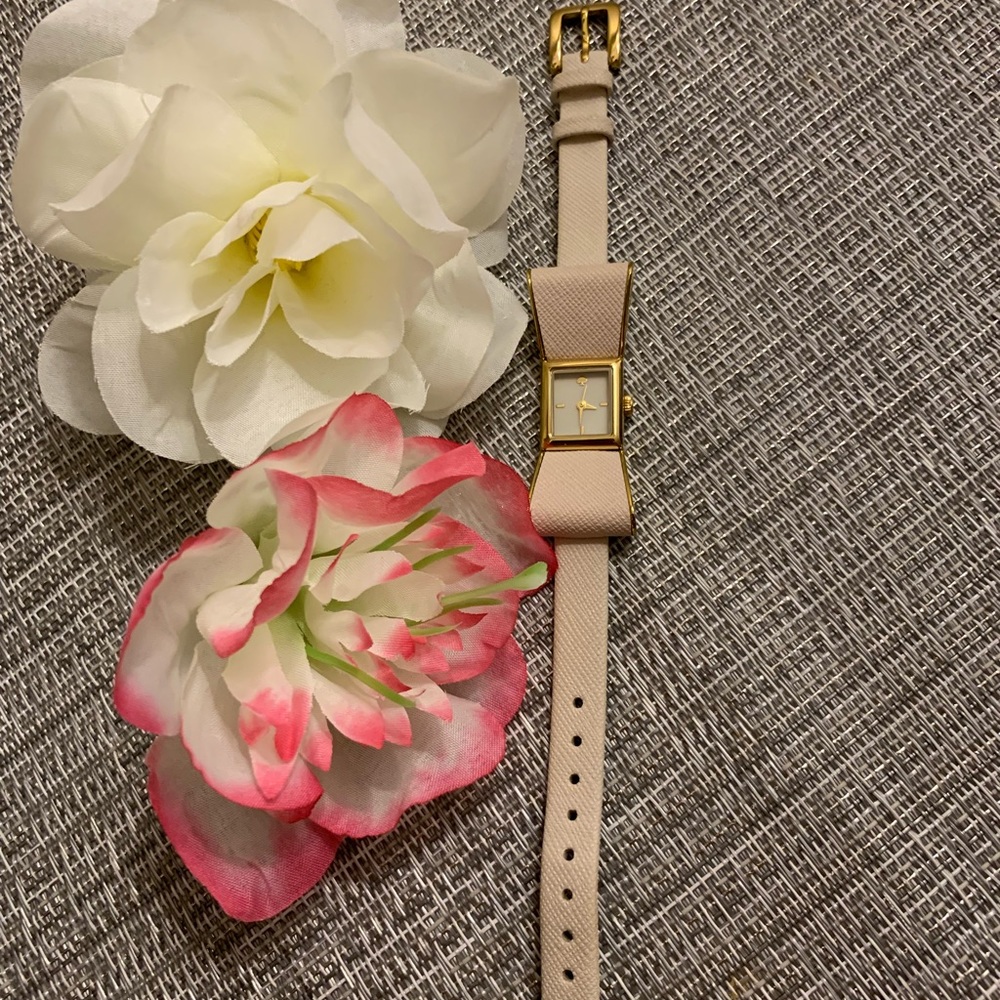 Kate Spade Bow Shaped Watch, Ivory, Saffiano Leather/Gold - Picture 3 of 9